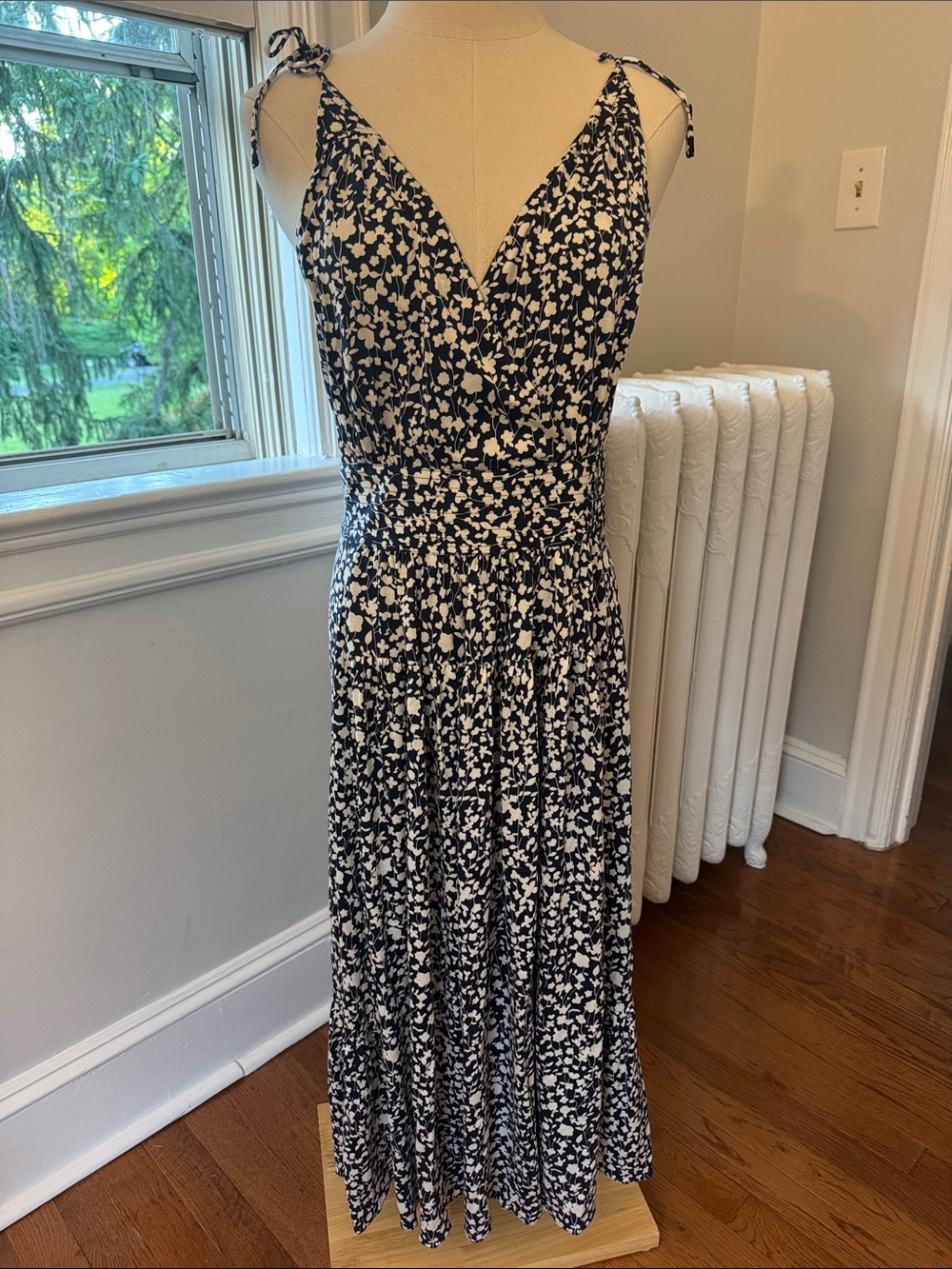 NWT Marc by Marc Jacobs navy/white Floral Tie-Shoulder silk blend Dress